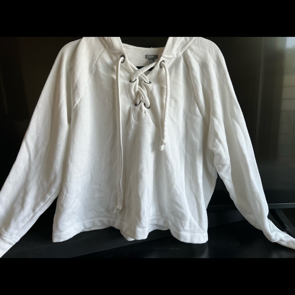 Aerie white hoodie